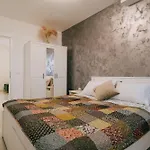 شقة Bohemian Style In New Neighbourhood Coresi *