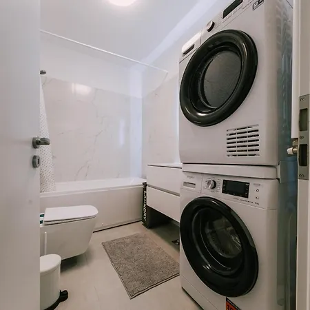 Golden Reverie Apartment