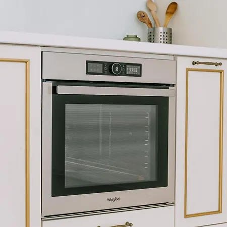 Golden Reverie Apartment