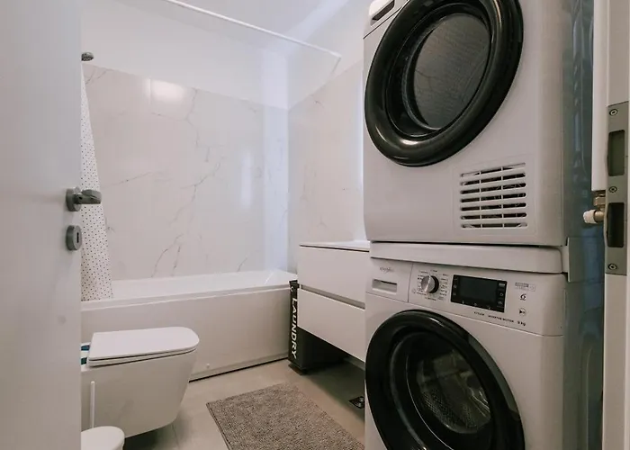 Bohemian Style In New Neighbourhood Coresi Apartamento